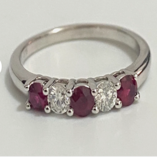9K White Gold W/ Ruby & Diamond 5 Stone Band Ring Size M 1/2 (US 6.5)